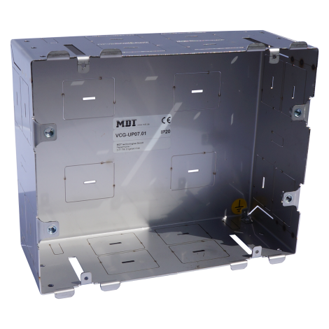 VCG-UP07.01: Flush mounted metal box
